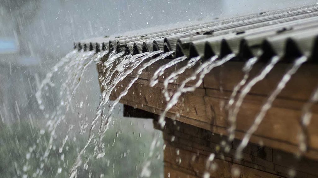 How Does Inclement Weather Affect Your Roof?
